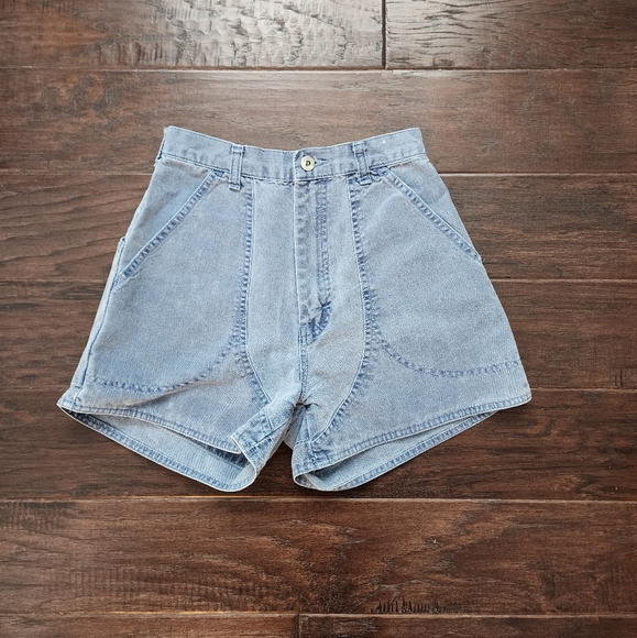 Vintage Stand Up Shorts - Picture 2 of 4